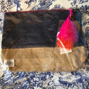 Mudpie navy/tan clutch